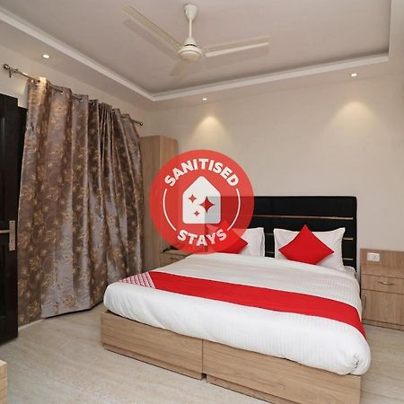 Oyo 72937 Hotel Tyagraj Agra  Εξωτερικό φωτογραφία