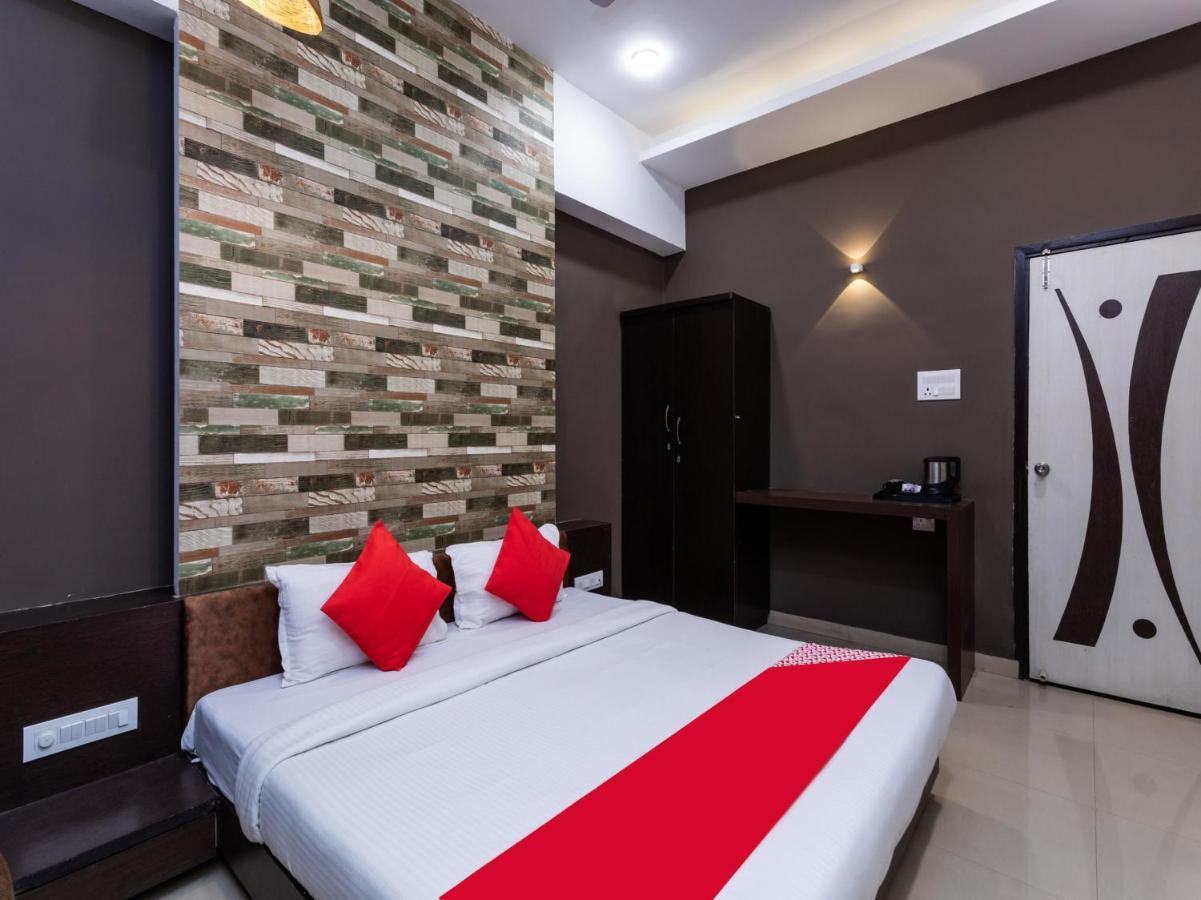 Oyo 72937 Hotel Tyagraj Agra  Εξωτερικό φωτογραφία