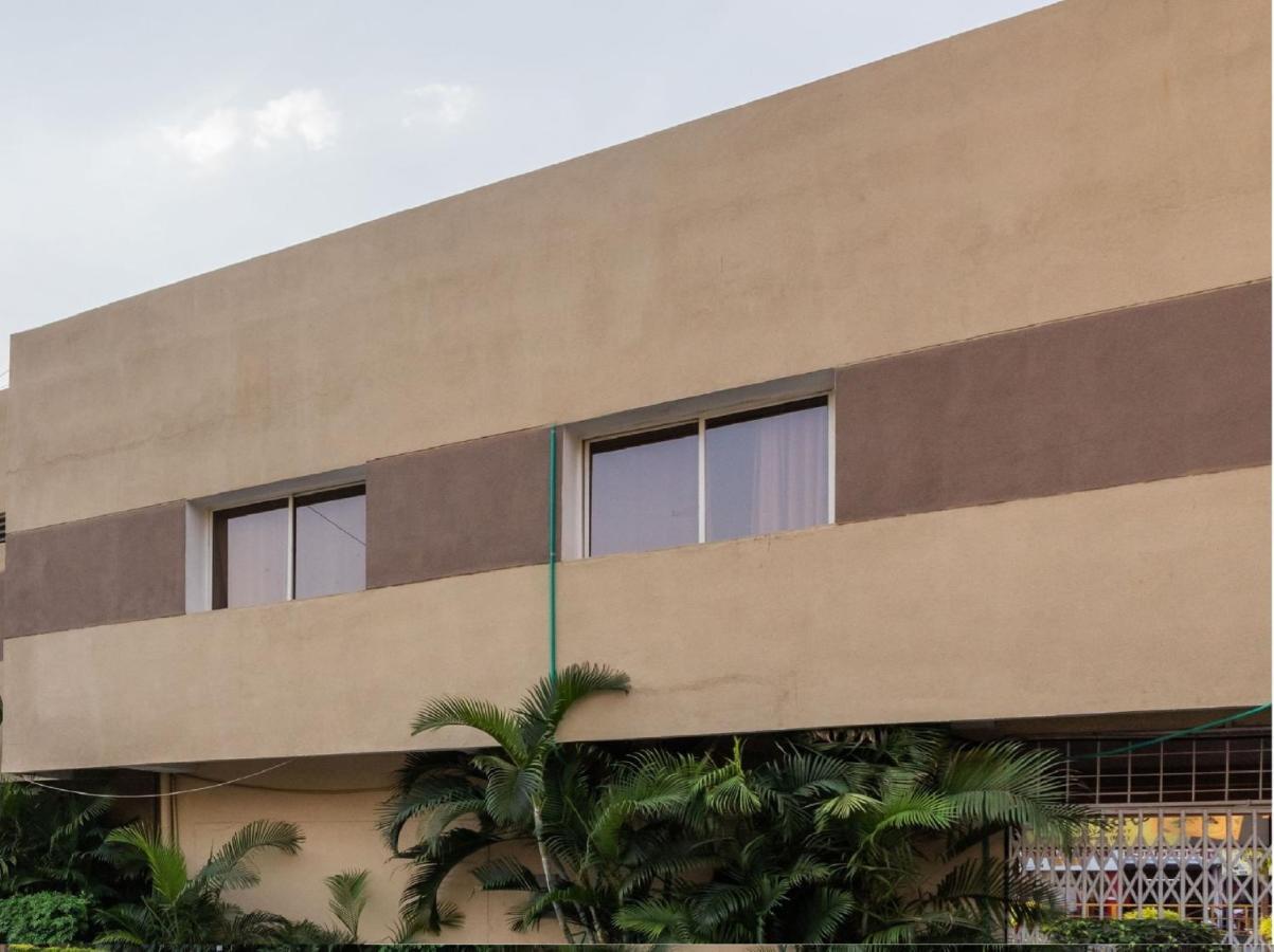 Oyo 72937 Hotel Tyagraj Agra  Εξωτερικό φωτογραφία