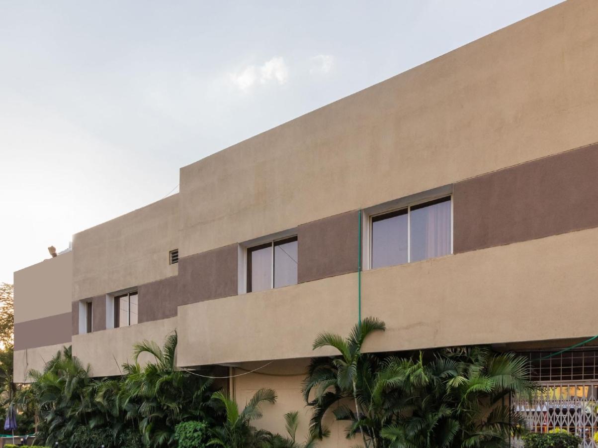 Oyo 72937 Hotel Tyagraj Agra  Εξωτερικό φωτογραφία